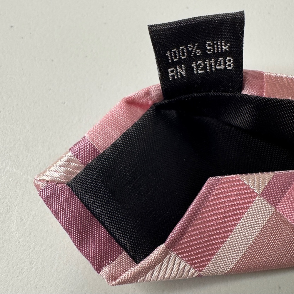 NWT Michael Kors 100% SILK Tie - Pink Plaid Pattern - 3.5”x57.5” - Picture 5 of 5